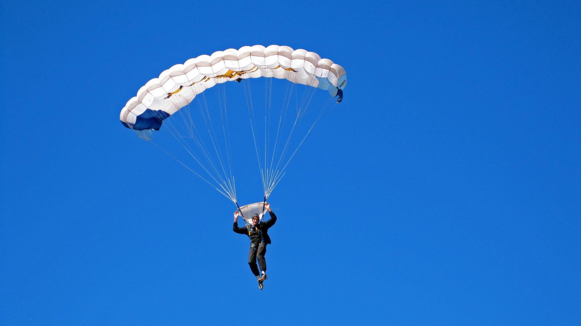 开云体育中国官网-赛场双城记,韩国队轻取波兰背后,奥恰洛夫如何以统治级表演定义另一种胜利?